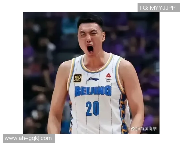 翟晓川：从篮球场上的拼搏者到生活中的多面手之路探索